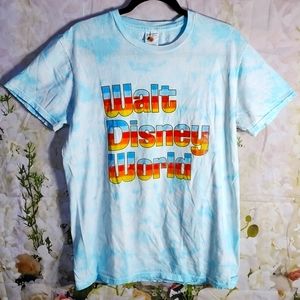 VINTAGE Walt Disney World Light blue  Tie dye graphic tee Size M